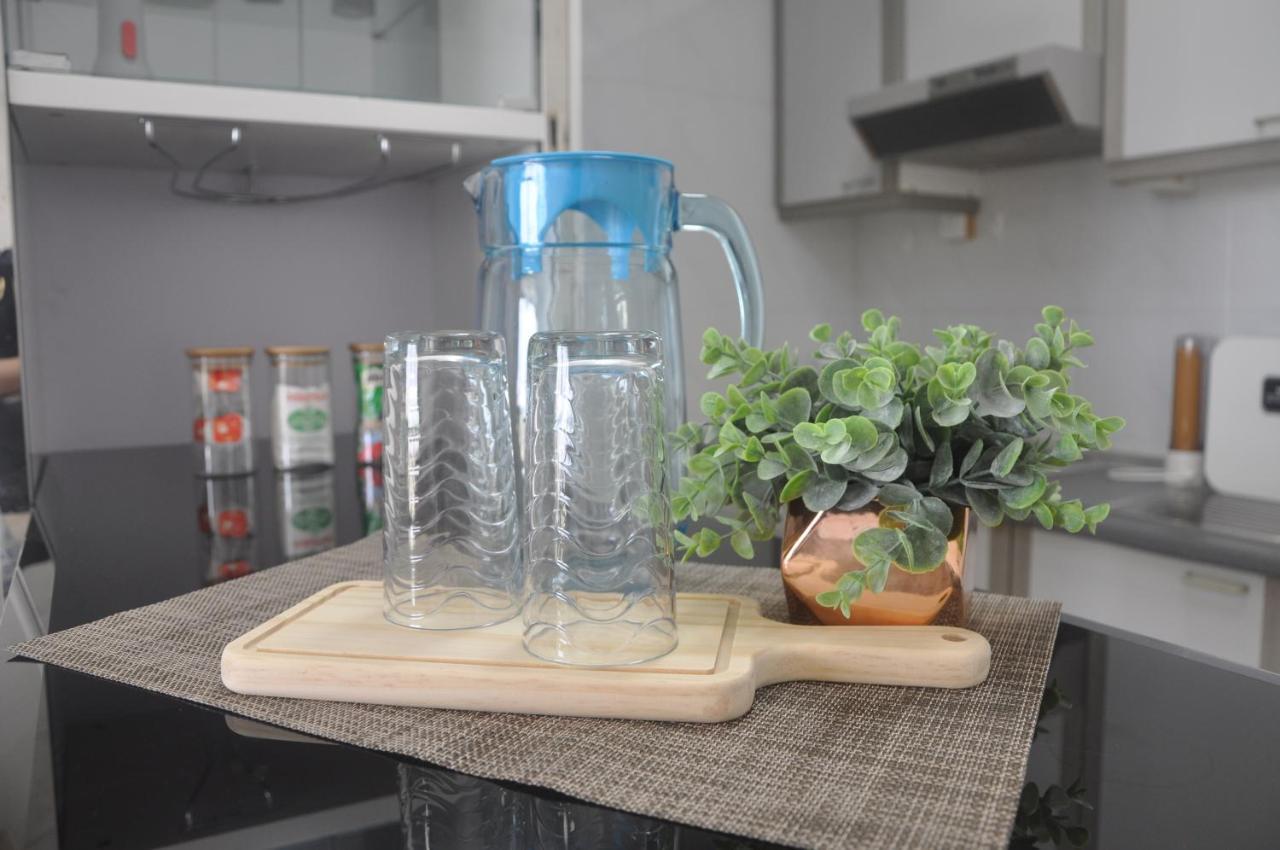 1 Bedroom Apartment, Melaka Cbd Town Center- Hosted By Private Locals Resident, Balcony With City Skyline View Or Seaview, Opposite Malls, Tv Box, 5 Minutes To Jonker Street, Malacca Ngoại thất bức ảnh