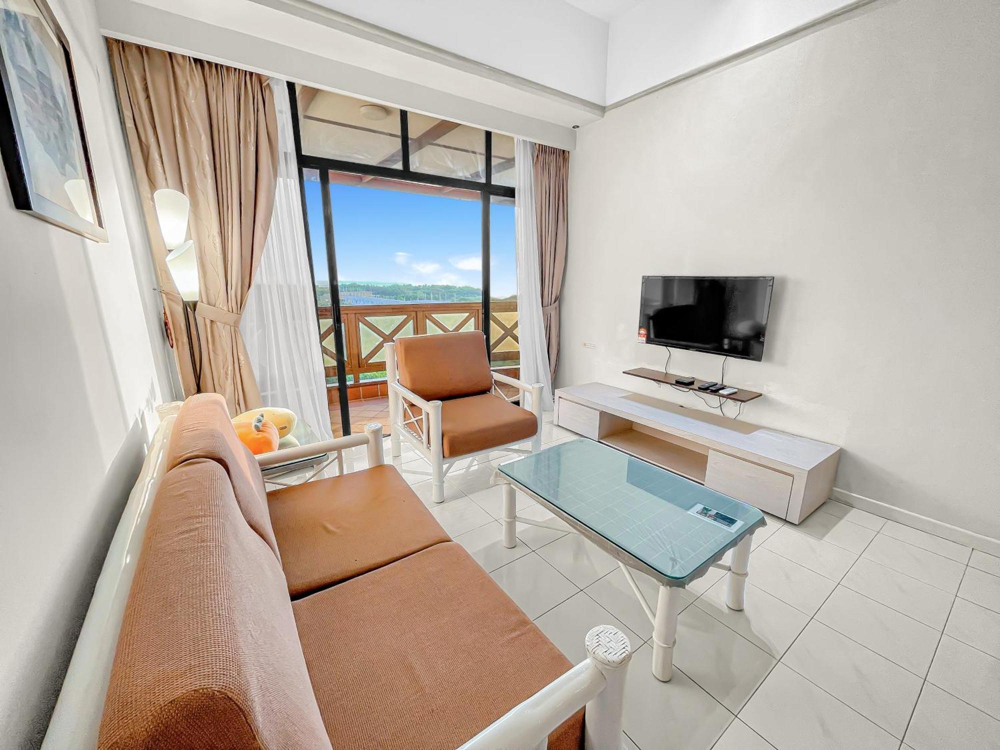 1 Bedroom Apartment, Melaka Cbd Town Center- Hosted By Private Locals Resident, Balcony With City Skyline View Or Seaview, Opposite Malls, Tv Box, 5 Minutes To Jonker Street, Malacca Ngoại thất bức ảnh