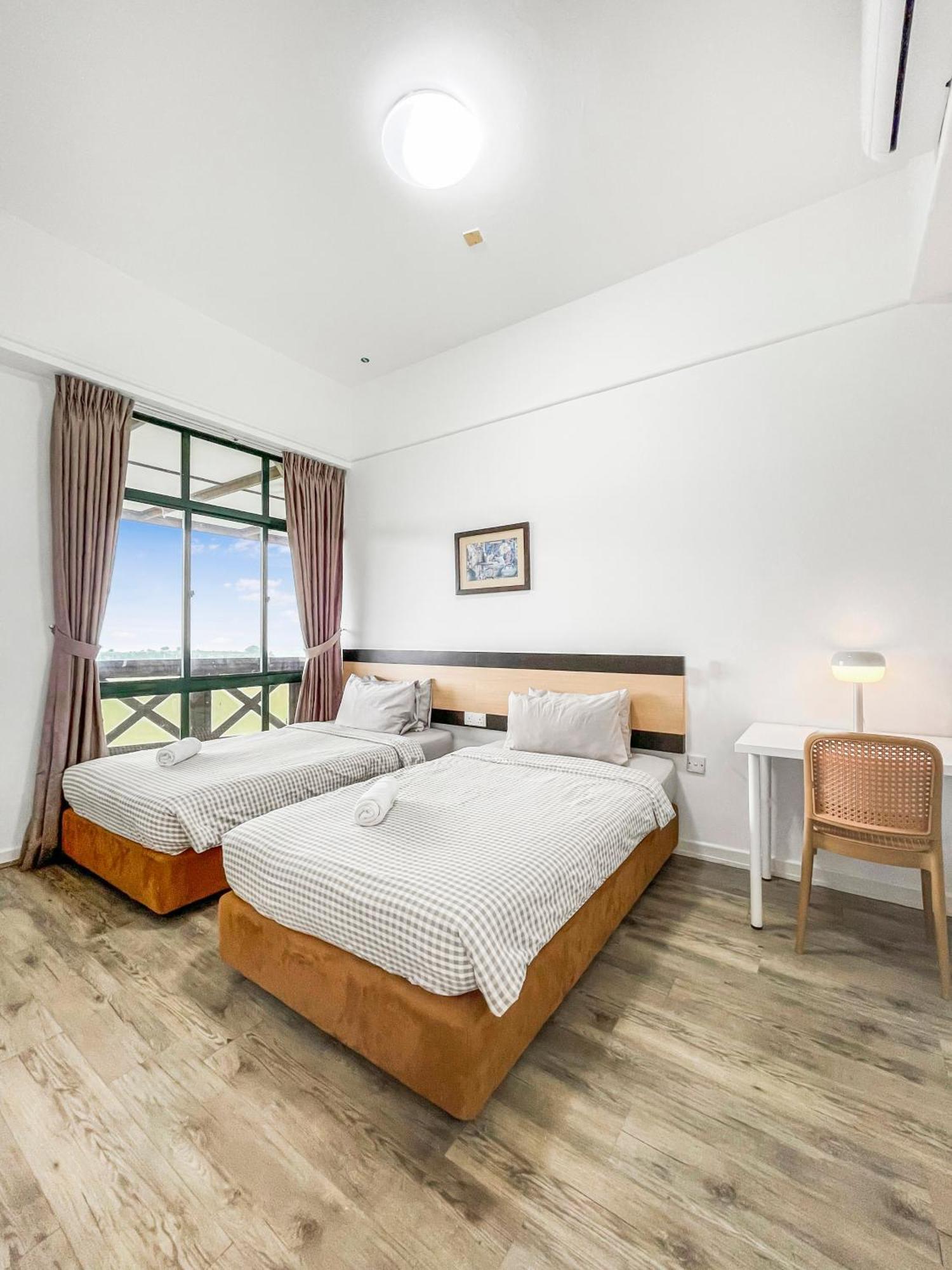 1 Bedroom Apartment, Melaka Cbd Town Center- Hosted By Private Locals Resident, Balcony With City Skyline View Or Seaview, Opposite Malls, Tv Box, 5 Minutes To Jonker Street, Malacca Ngoại thất bức ảnh